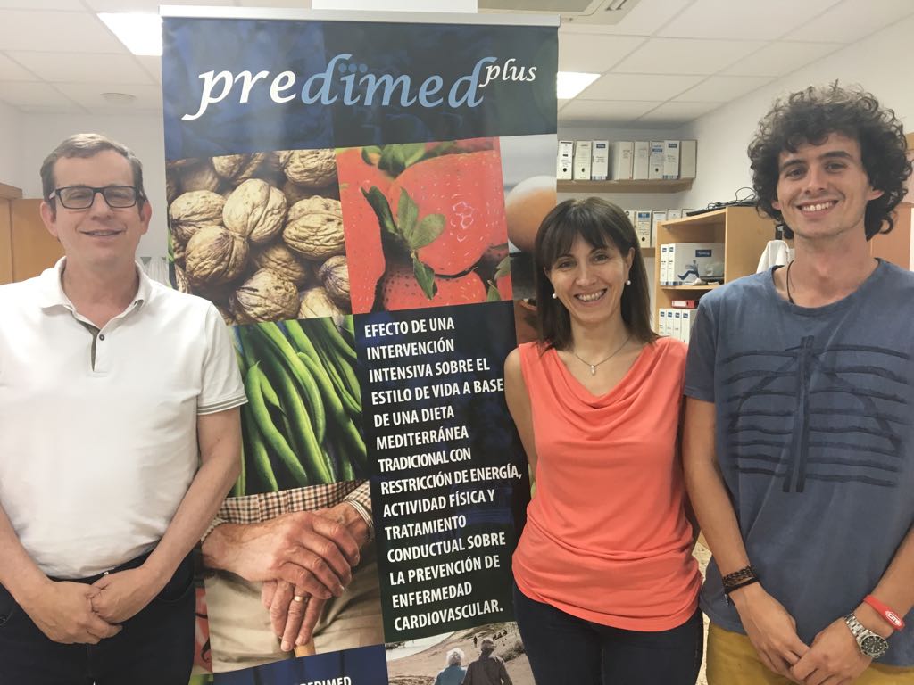 Las personas que comen más yogur siguen una dieta y estilo de vida más saludables